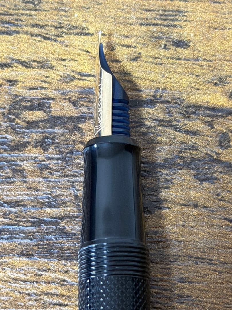 新品未使用　1988年製　カスタム　網目　大型10号ニブ　パイロット　万年筆　M