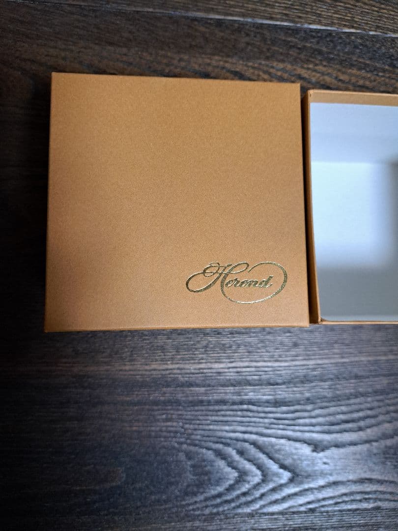 (お値下)　新品　Herend 陶磁器 　ひつじ 　ヴィクトリア　ボンボニエール