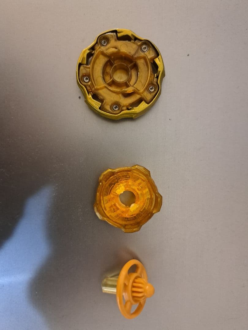 ベイブレードX　ウィザードロッド メタルコート　ゴールド　タブルA1個体