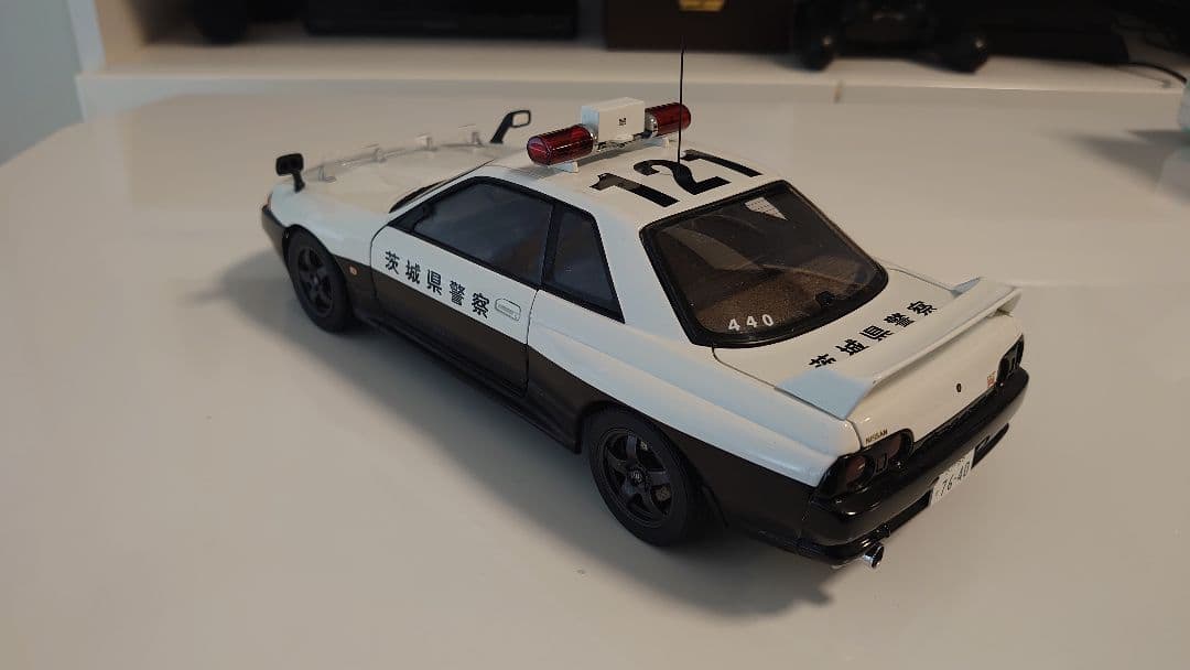 日産 スカイライン GT-R32 パトカー オートアート 訳あり