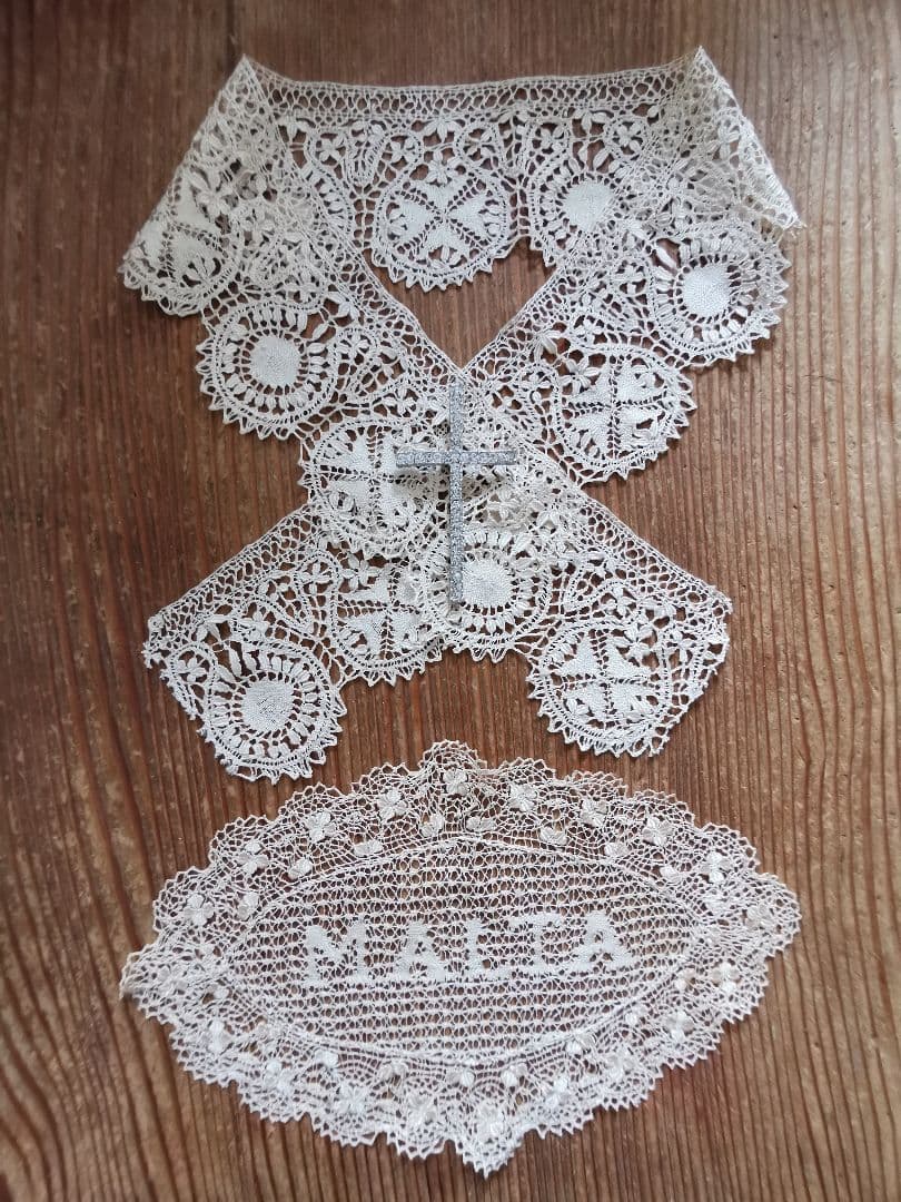 アンティーク マルチーズレース MALTA シルクボビン編ドイリー 小花＆リーフ