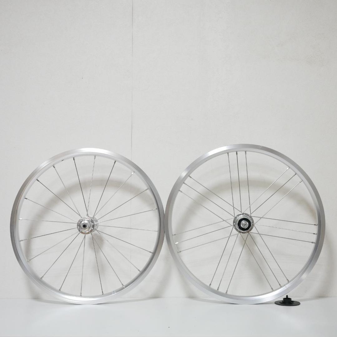 20インチ　406　自転車　ホイールセット　シルバー Ｆ100MMＲ130MM
