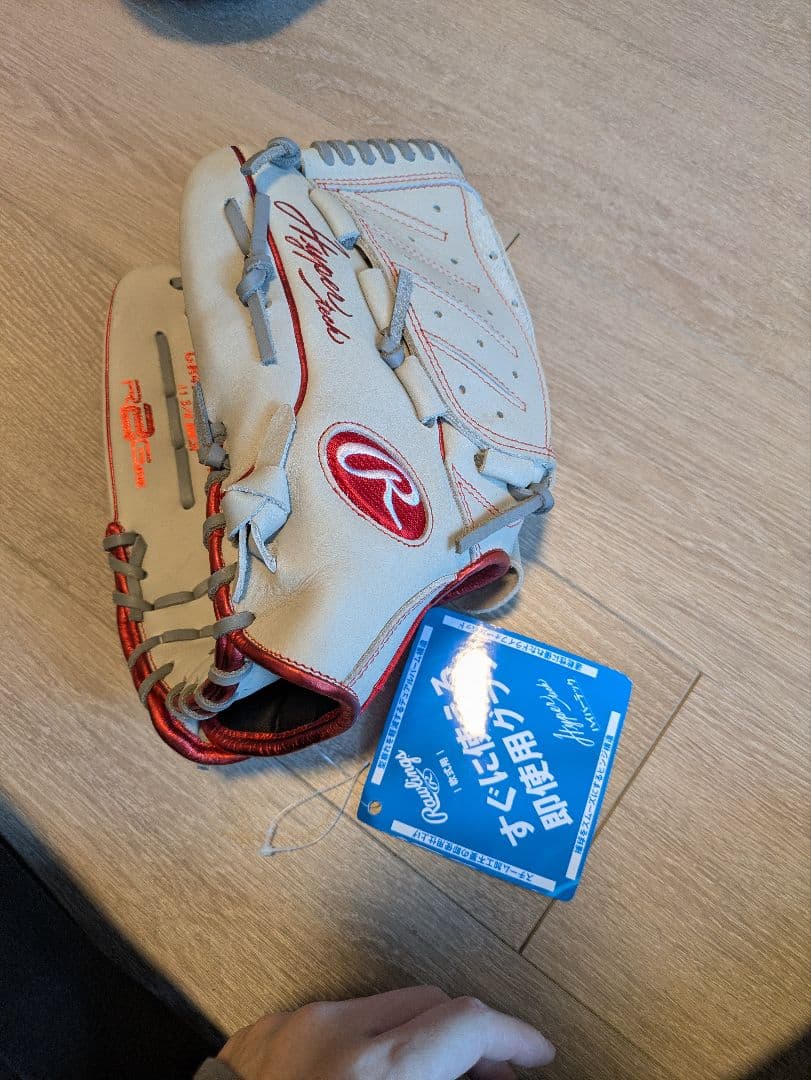 未使用 Rawlings GRAFFITI 軟式用グローブ 左投げ用