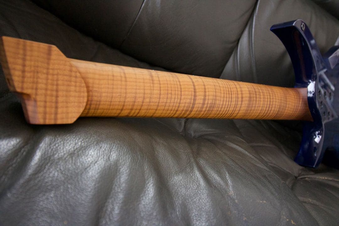 Adversary guitars Keto 7st ヘッドレス【ケース付属】