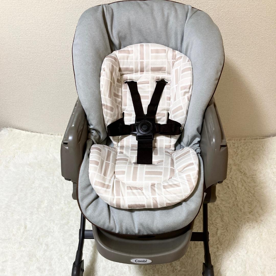 コンビ ネムリラ オートスウィング 電動ハイローチェア　4輪キャスター　グレー