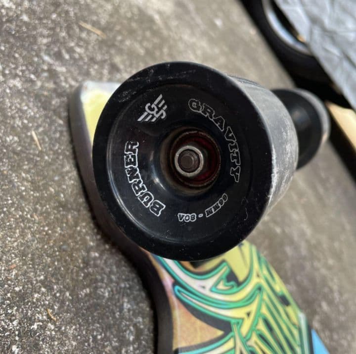 【最終値下げ】中古美品　グラビティ ロングスケボー 早い者勝ち!!