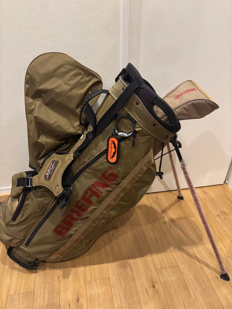 【ヘッドカバー付き】 BeamsGolf 別注 BRIEFING キャディバッグ