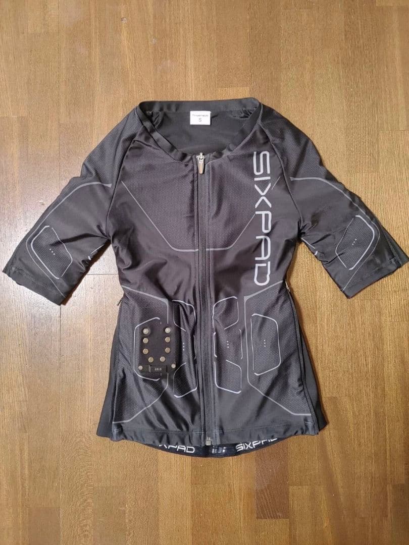 ☆超美品☆　SIXPAD EMS トレーニングウェア ブラック