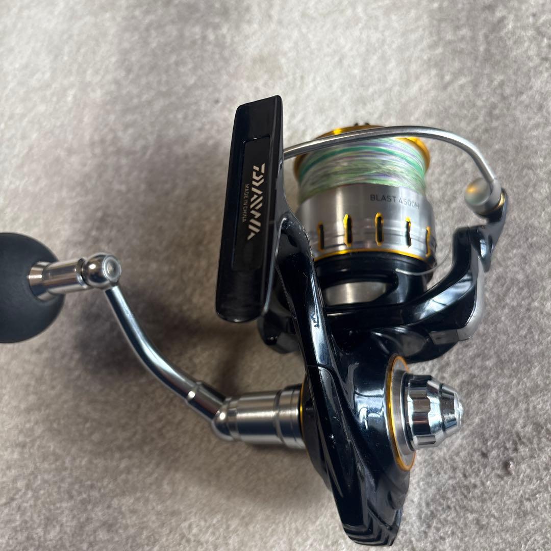DAIWA BLAST 4500H スピニングリール