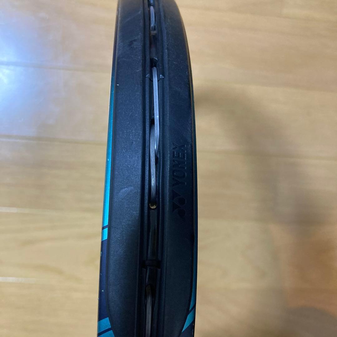 EZONE 100L テニスラケット G2