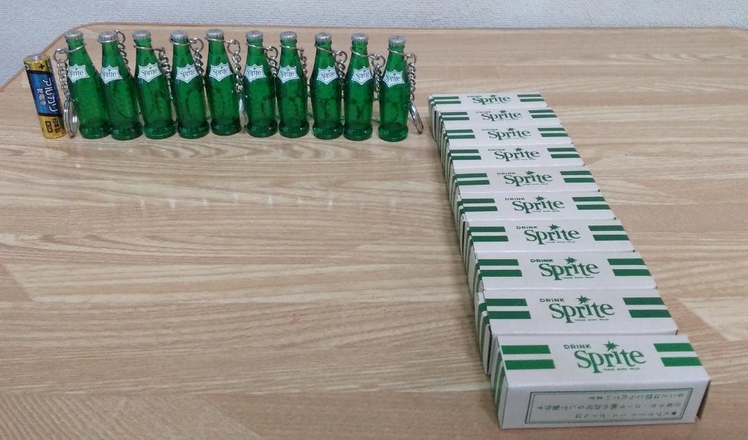 昭和 レトロ スプライトミニボトルキーホルダー10個まとめ売り