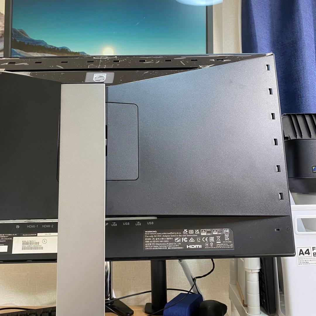 PHILIPS 279M1RV/11 27インチ 4K 144Hz 2022年製
