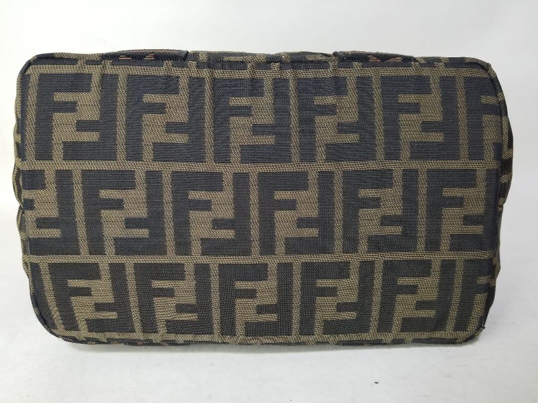 ヴィンテージ フェンディ FFモノグラム ジッピーハンドバッグ（ブラウン）