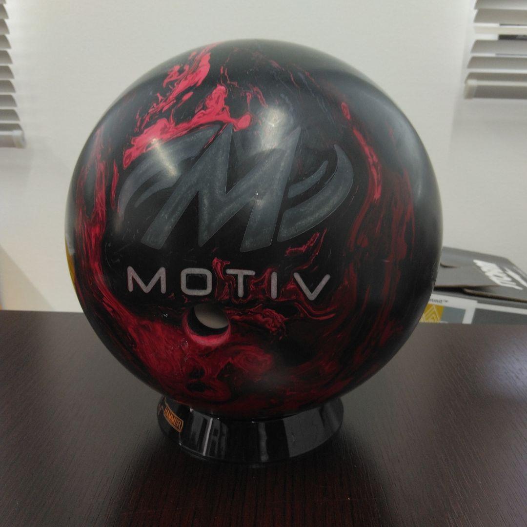MOTIV JACKAL ボウリングボール