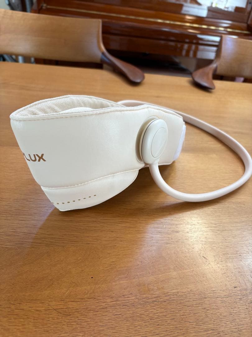 ニップラックス 加圧＆温熱ヘッドケア チルメット NP-CM24IV