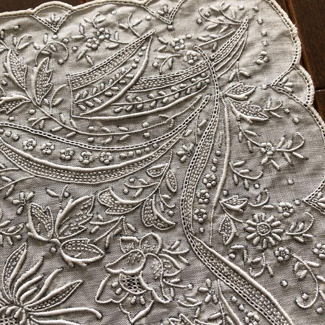 未使用　SWATOW ハンカチ　汕頭　手刺繍　スワトウ　花柄　パッケージなし発送