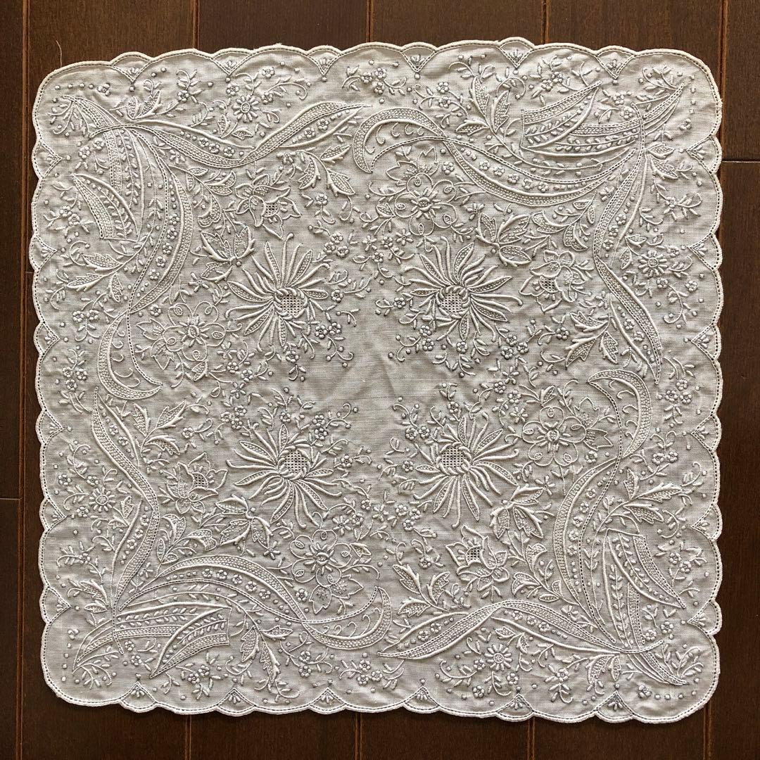 未使用　SWATOW ハンカチ　汕頭　手刺繍　スワトウ　花柄　パッケージなし発送