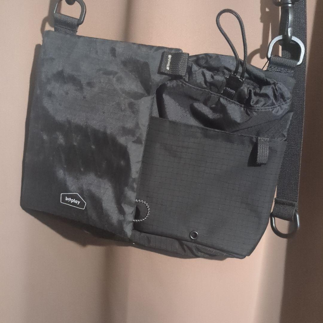 bitplay ブラック ショルダーバッグ サコッシュ