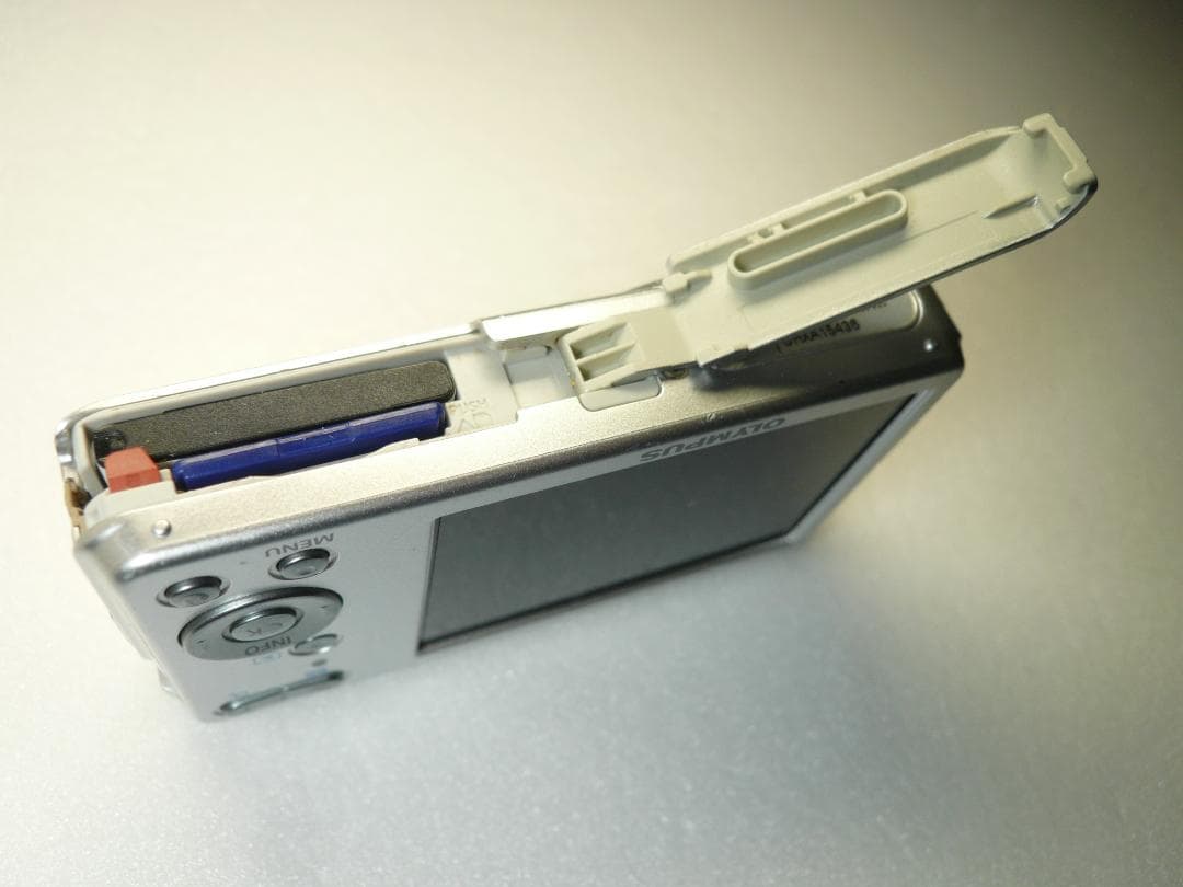 OLYMPUS VG-110⭕️安心の実働品❤️小さいのに光学4倍1200万画素