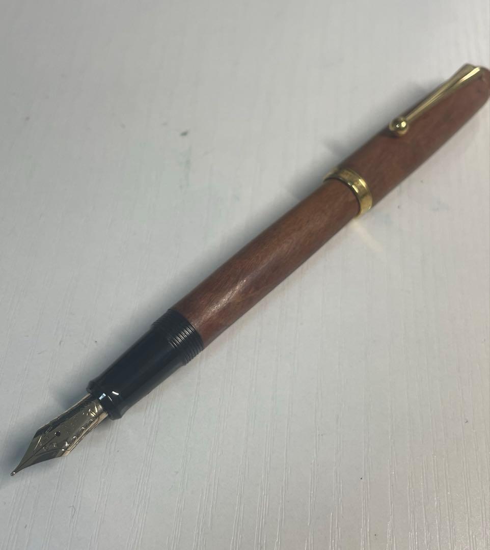 パイロット　カスタムカエデ　万年筆　中字