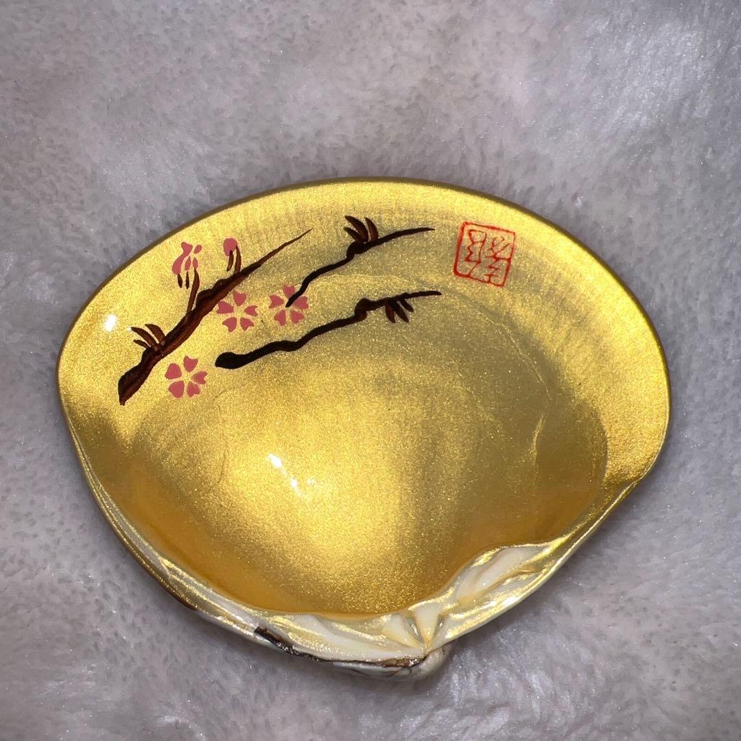 金色の扇形陶器 小型