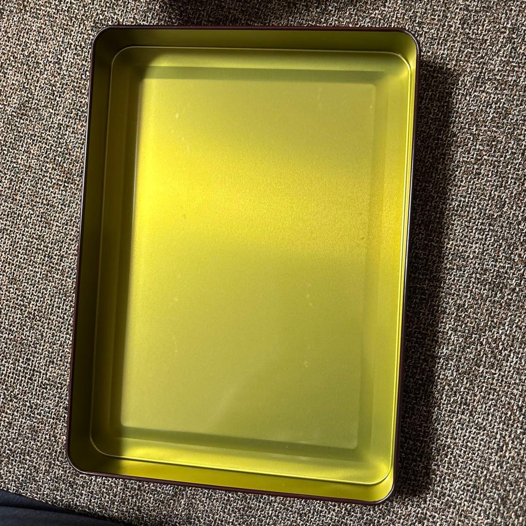 荒木飛呂彦×エビスビールコラボチョコ缶