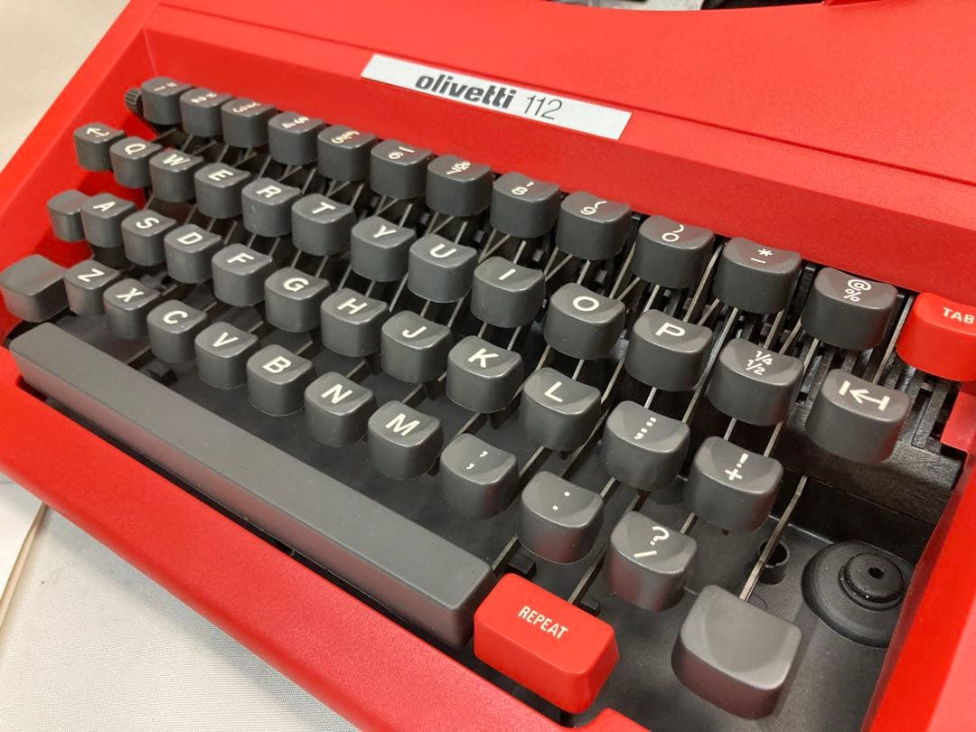 olivetti 112 オリベッティ　タイプライター　新品未使用品