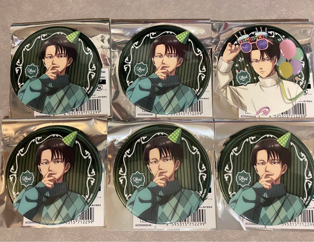 進撃の巨人　プリンスホテル　トレーディング描き下ろしメタル缶バッジ　リヴァイ