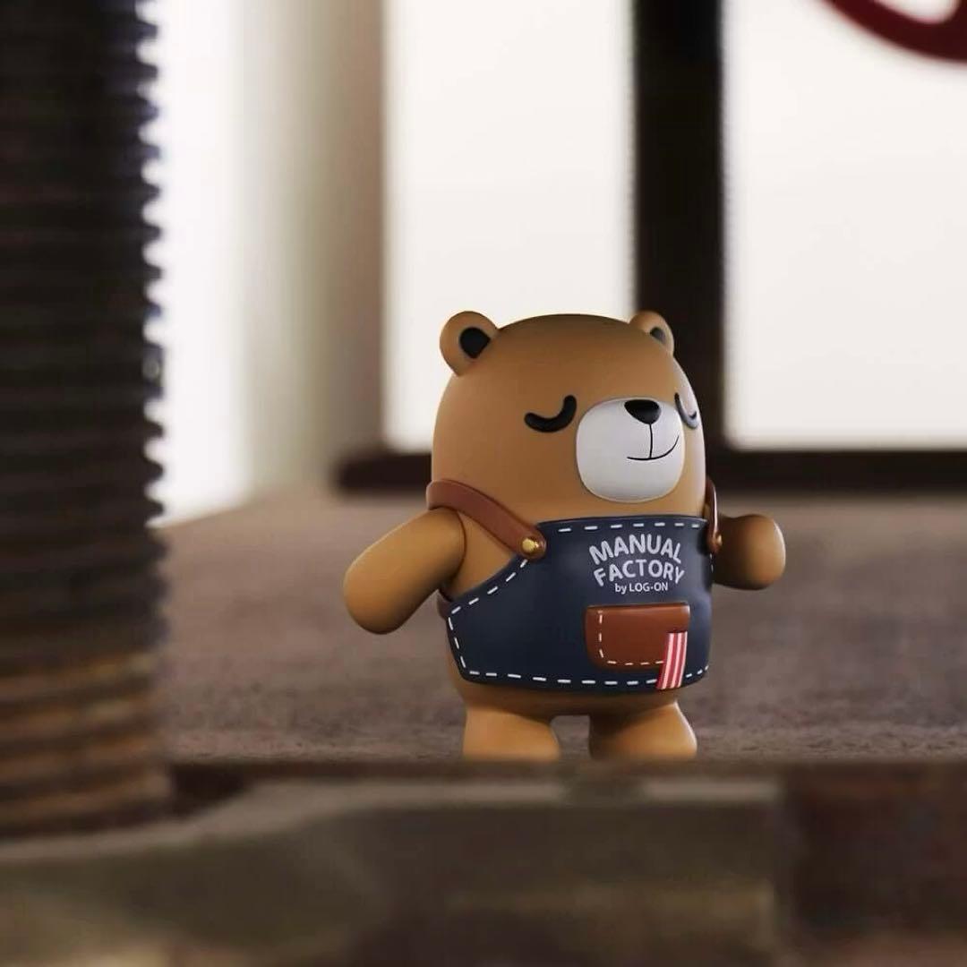 香港LOG-ON マニュアルファクトリーベア Soft Vinyl