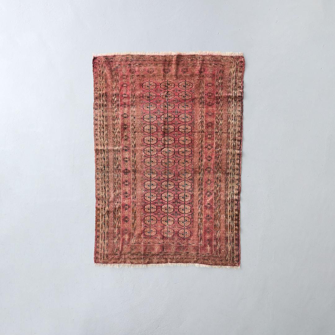 アンティークラグ　トルクメン族 エルサリ（189×135cm）赤　黒　茶