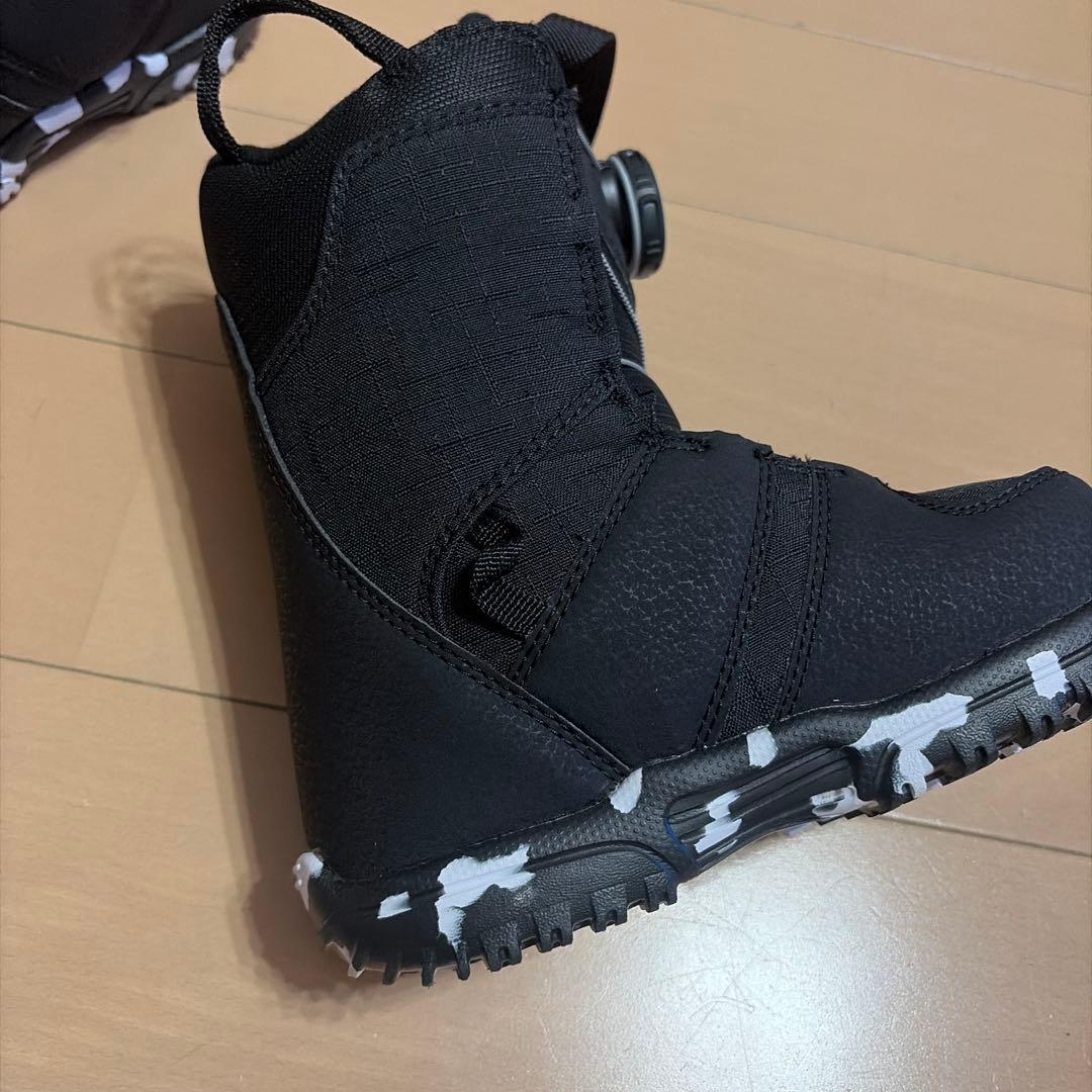 Burton GROM BOA子ども用スノーボードブーツ　18.5