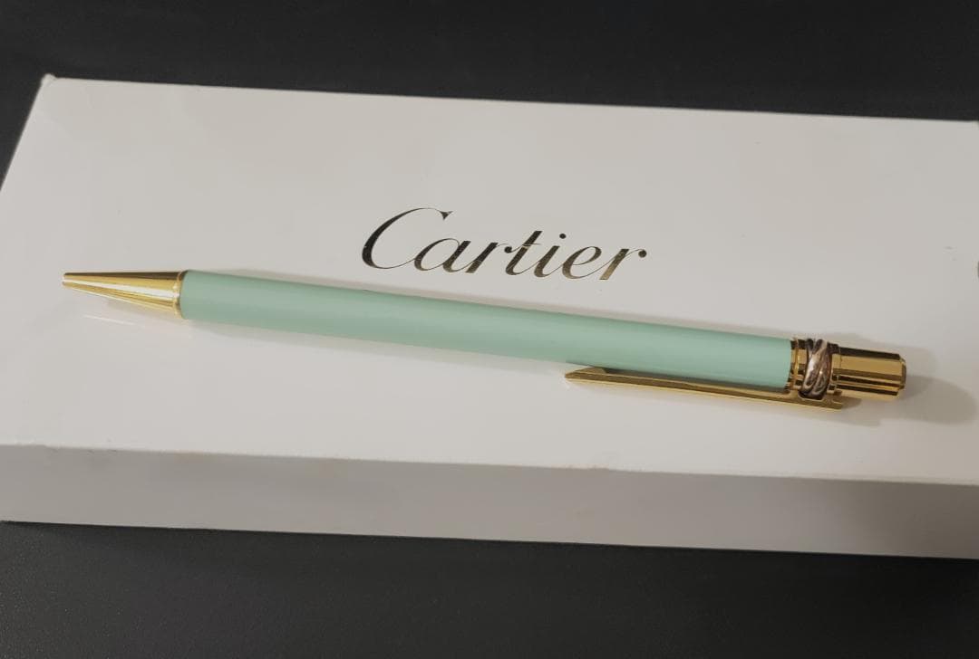 Cartier マスト ドゥ カルティエ トリニティ グリーン ボールペン