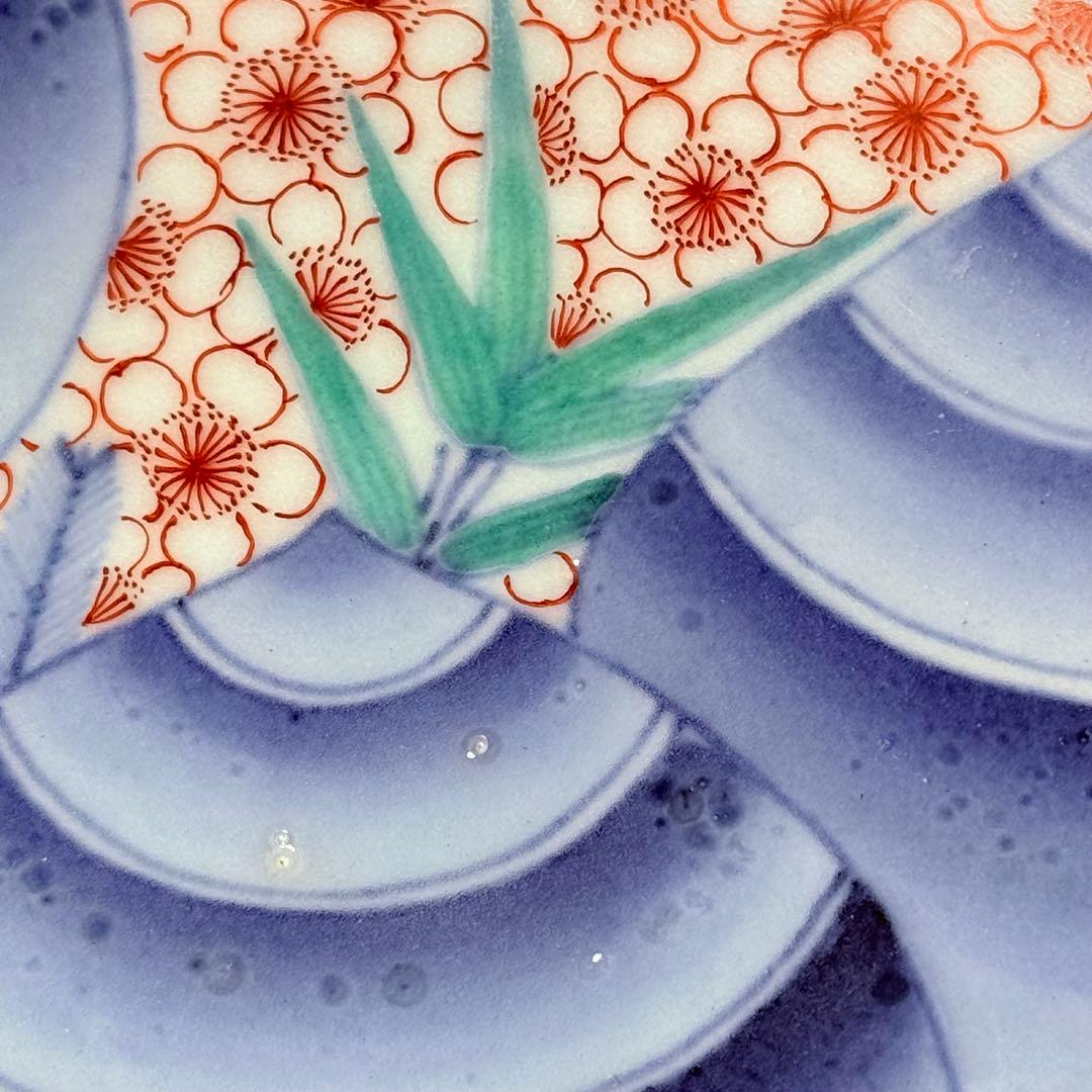 後期鍋島　献上品　色絵宝珠文高台皿　櫛文様高台　共箱　赤絵　桜文様