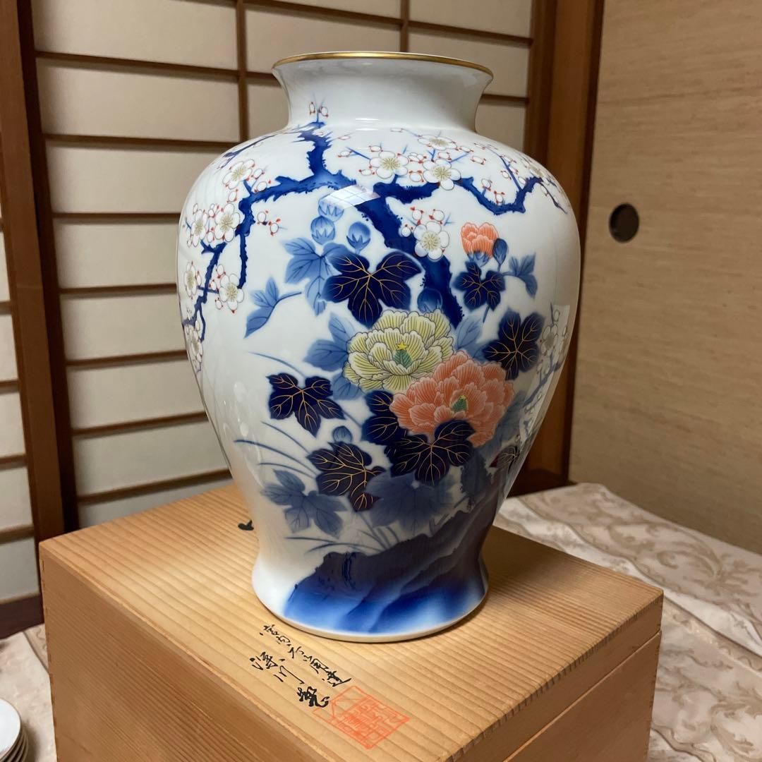 美術有田焼　宮内庁御用達　深川製　花柄陶器花瓶 青白