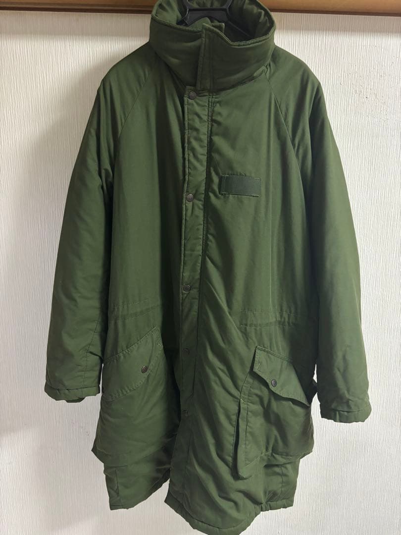 美品スウェーデン軍　M90コート　型　コールドウェザーパーカー 180/75