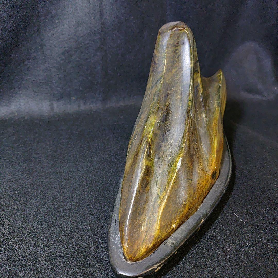 富士山みたいな石　水石