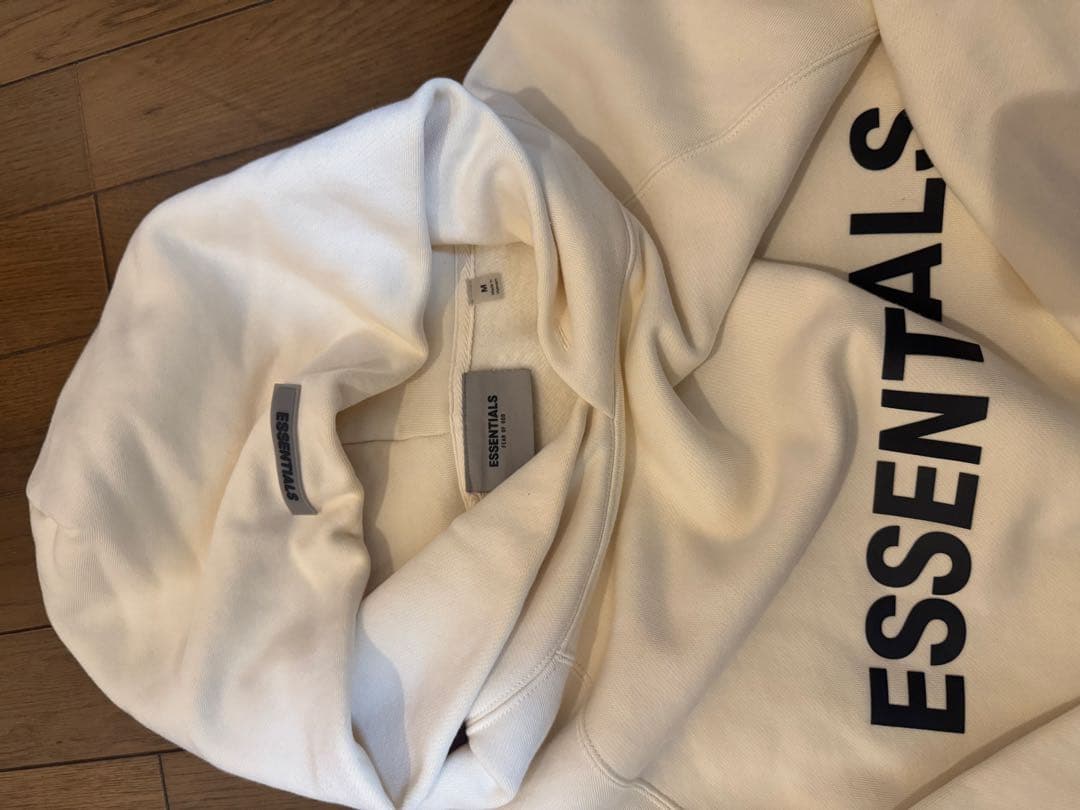 ESSENTIALS セットアップ