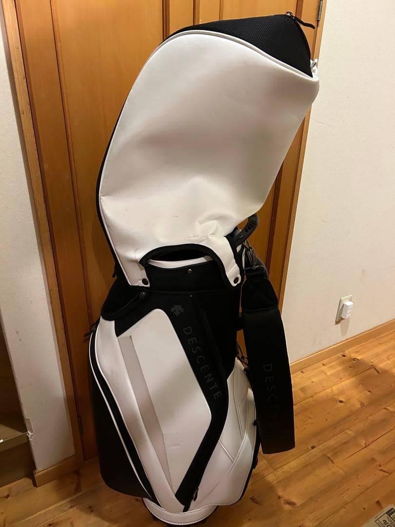 DESCENTE ゴルフバッグ・キャディバッグ