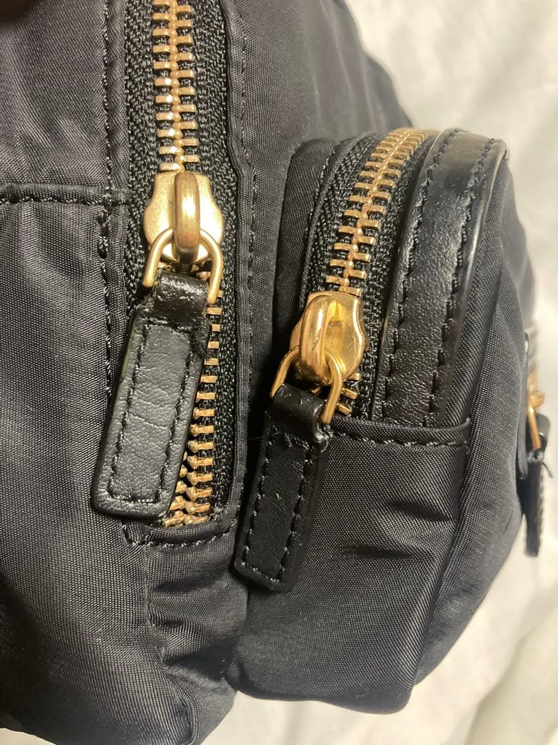 【ひな】Anya Hindmarch クロスボディ 黒 ショルダー バッグ