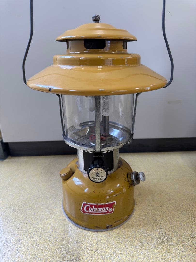 最終値下げ　コールマン　ゴールドボンド228Hランタン