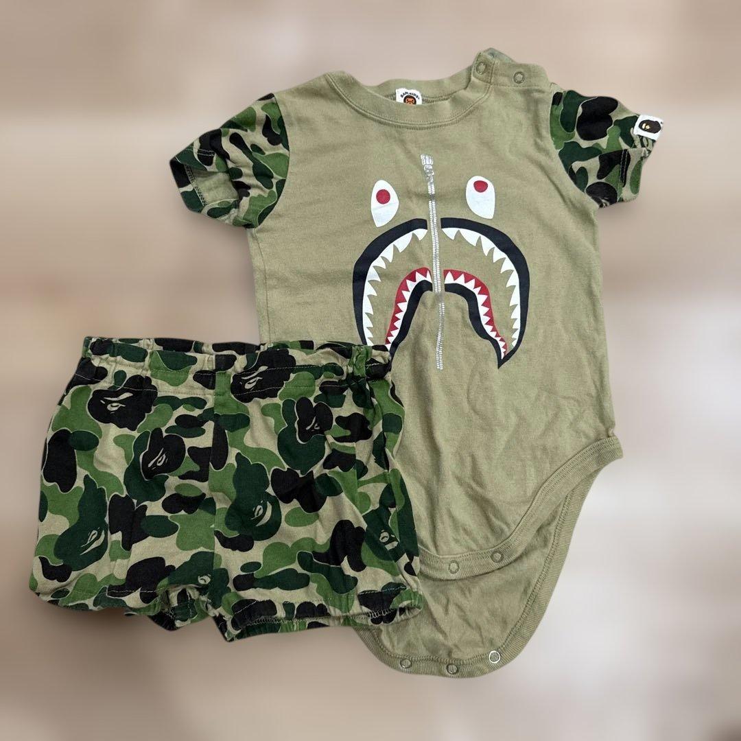 BAPE KIDS カモフラロンパース・ショーツセット