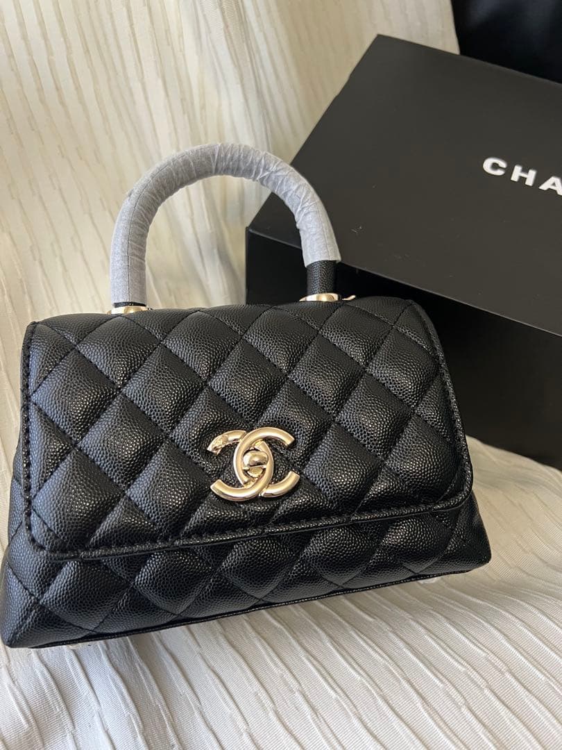 や*様 CHANEL ブラック キルティング ショルダーバッグ　ノベルティ