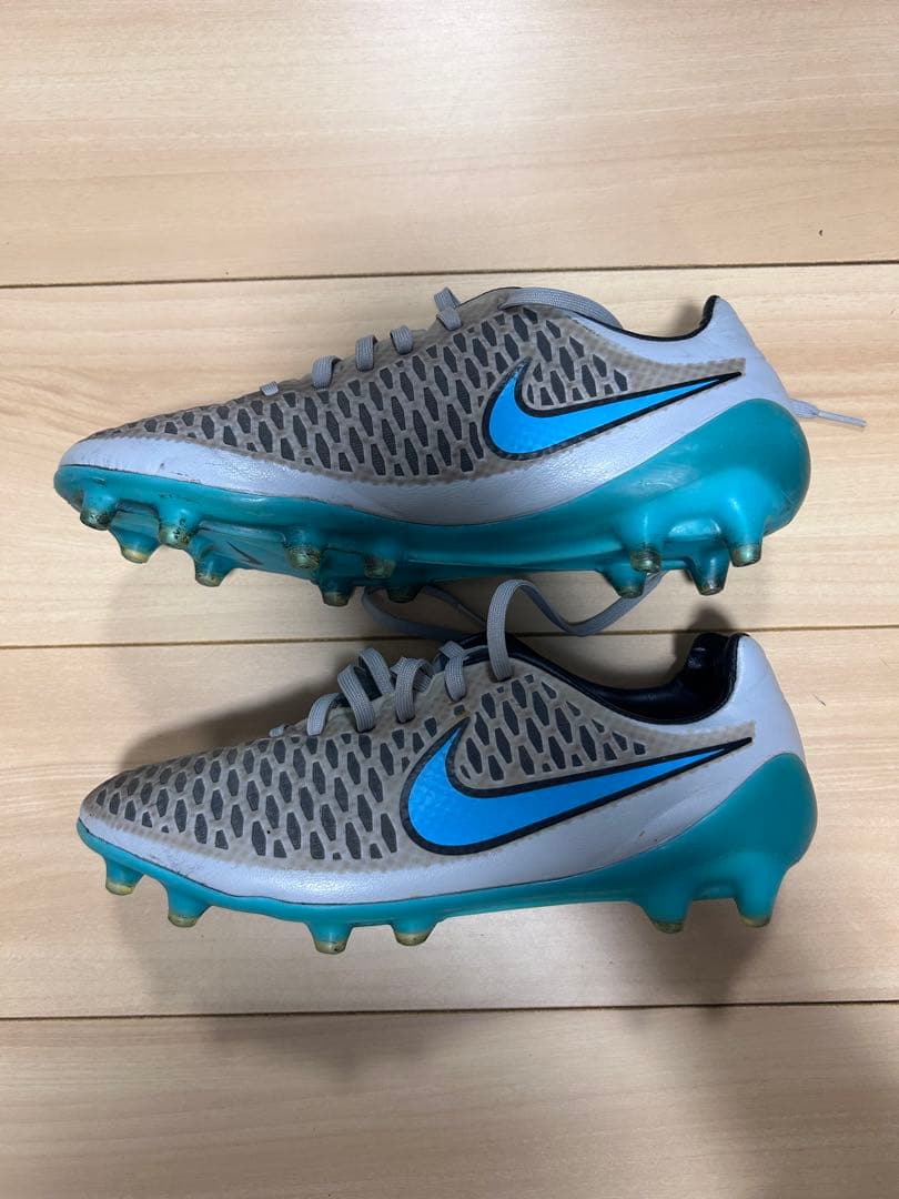 nike マジスタ　FG