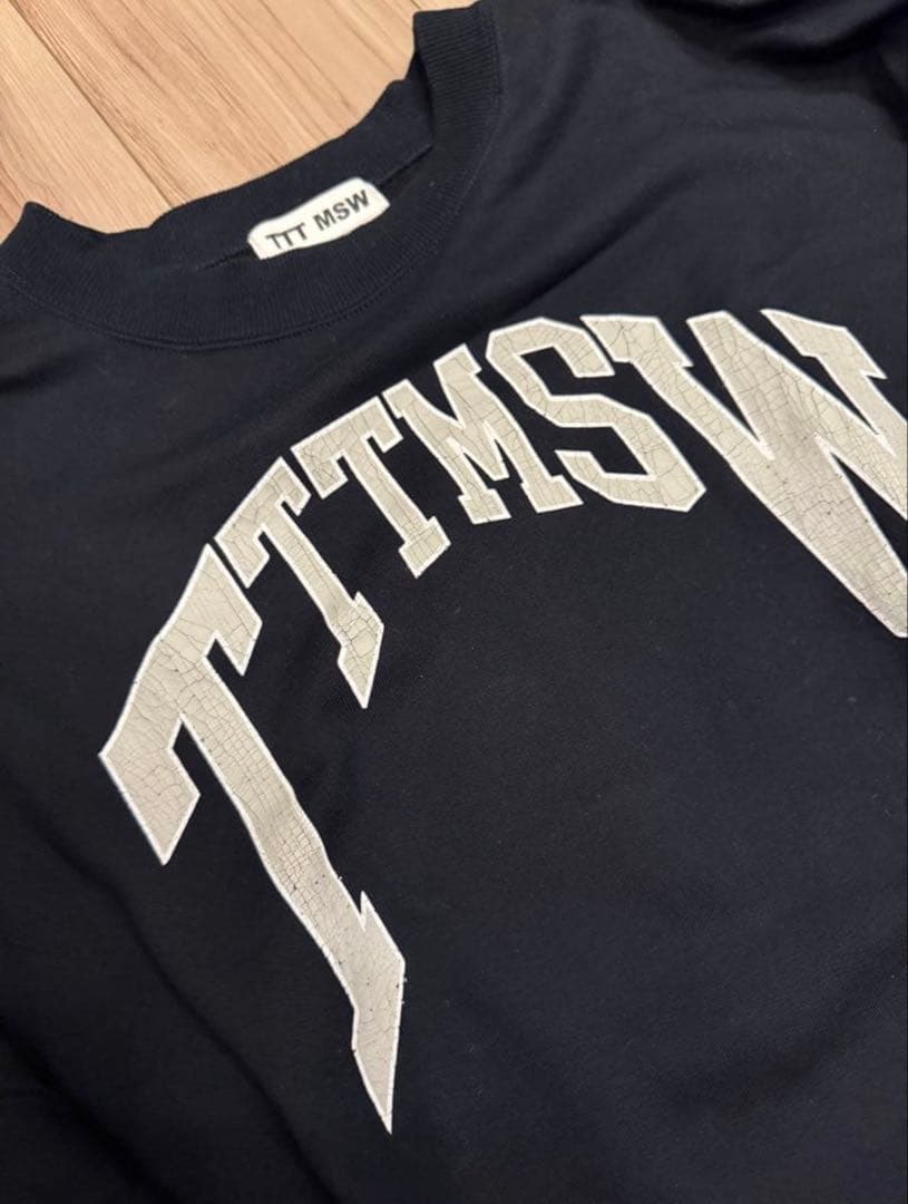 【わいわい】TTTMSW カレッジロゴスウェット ネイビー