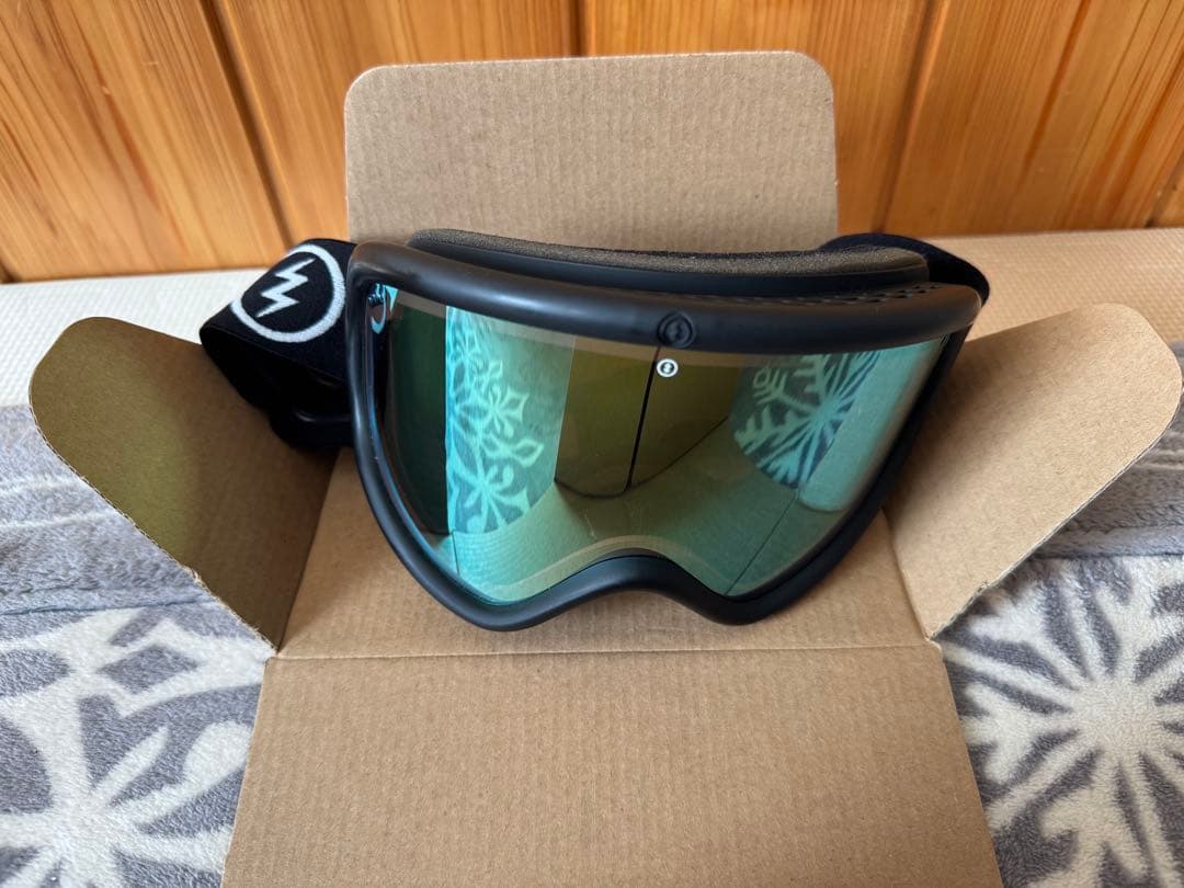 スノーボードウェアスキーウェアメンズセット(ノースフェイス、バートン