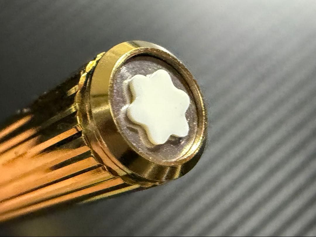 未使用に近い エボナイト芯 モンブラン ノブレス ゴールド EF 極細字 万年筆