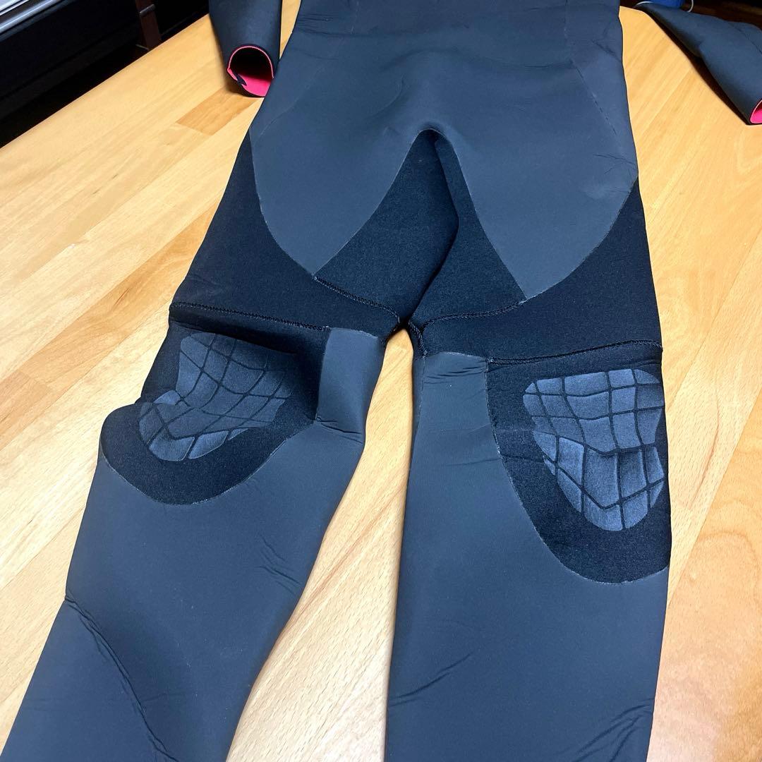 未使用、メンズ セミドライスーツ Lサイズ ブラック　サーフィン