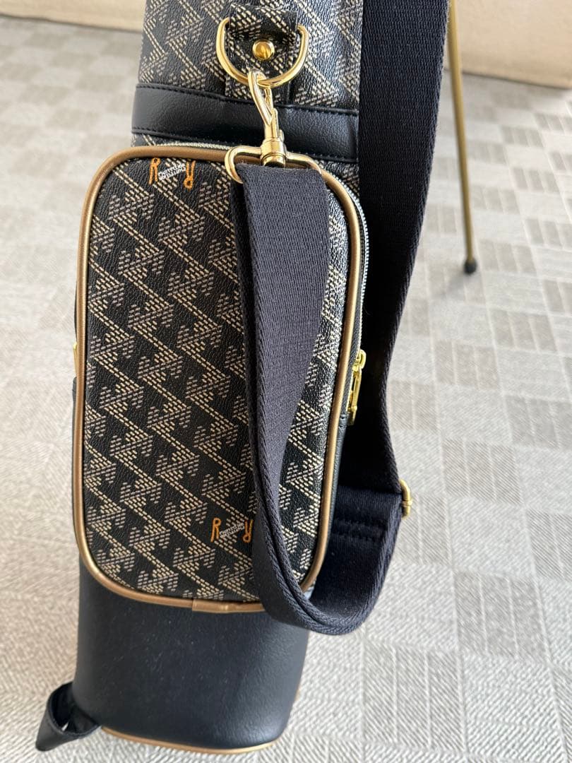 レザレクション　ゴルフスタンドサブバッグ