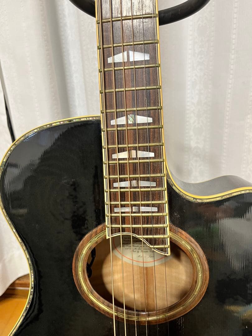 Yamaha APX 20Sエレクトリックアコースティックギター(Hケース付き)