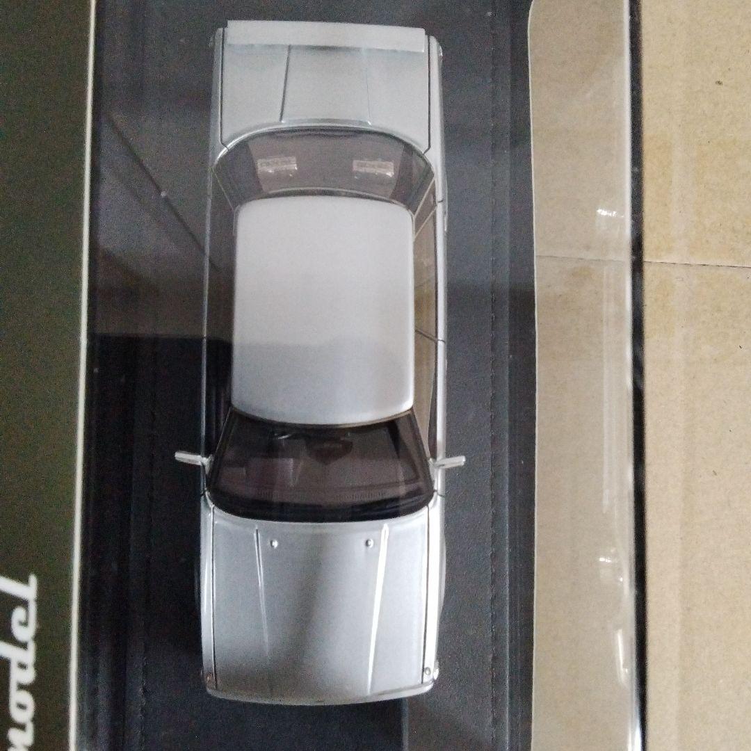 イグニッションモデル１／４３ミニカー